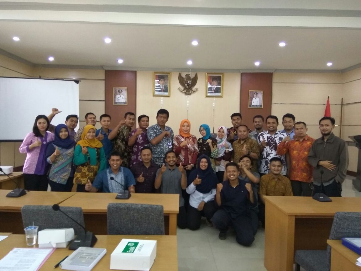 PENDATANGANAN KONTRAK TENAGA PENDAMPING BIDANG PETERNAKAN SMD WP DAN MANAJER SPR