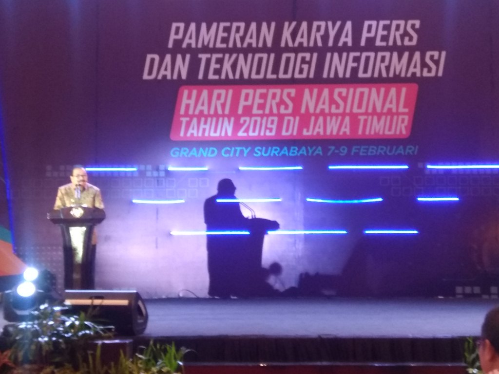 KEPALA DINAS PETERNAKAN JATIM MENDAMPINGI PAK GUBERNUR DALAM PEMBUKAAN HPN 2019