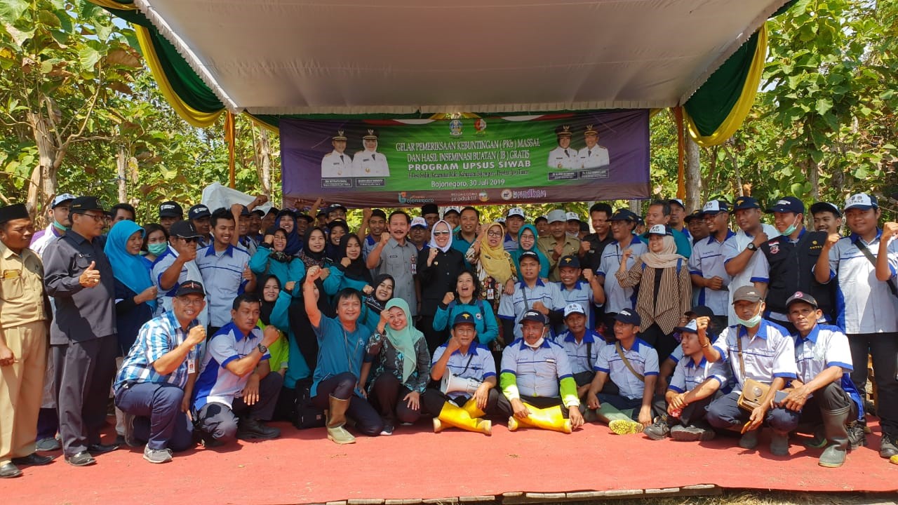GEBYAR PEMERIKSAAN KEBUNTINGAN (PKB) HASIL KAWIN SUNTIK