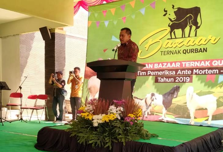 SAMBUTAN GUBERNUR JAWA TIMUR YANG DI WAKILI OLEH  BAPAK SEKDA DALAM ACARA BAZAR TERNAK DISNAK JATIM