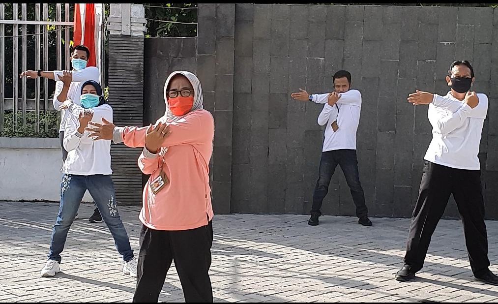 senam kadis