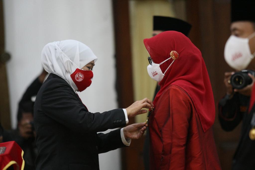 ANUGERAH LANCANA KARYA SATYA